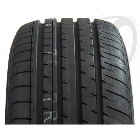 YOKOHAMA L215/50 R18 BLUEARTH-XT AE61E 92V RG
